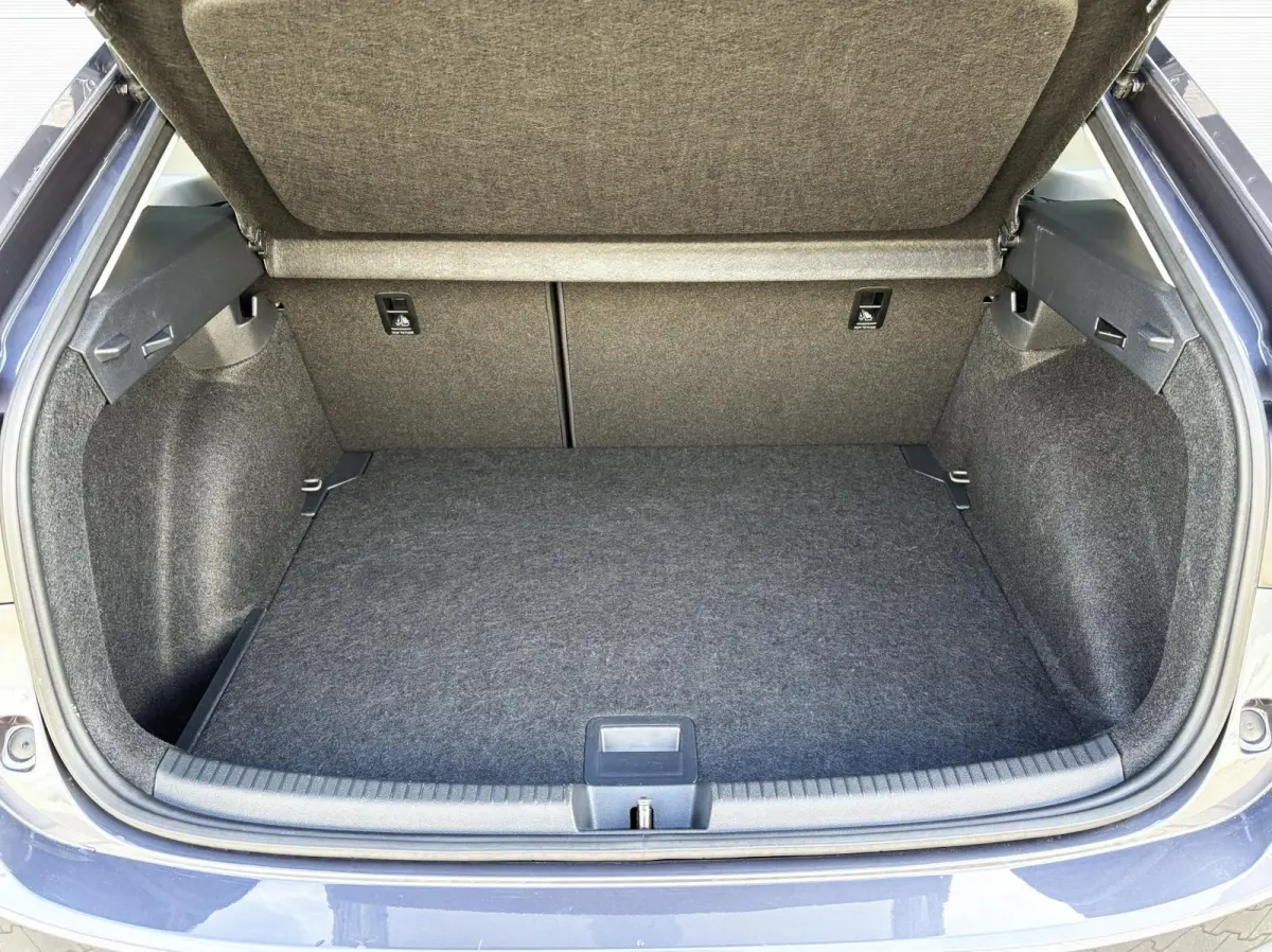1.0 TSI 95pk Life | Navigatie | Camera | App Connect | Stoelverwarming