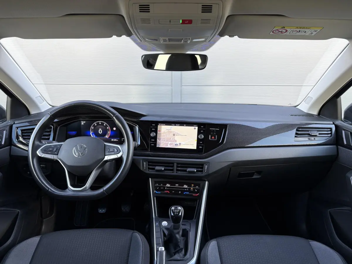1.0 TSI 95pk Life | Navigatie | Camera | App Connect | Stoelverwarming