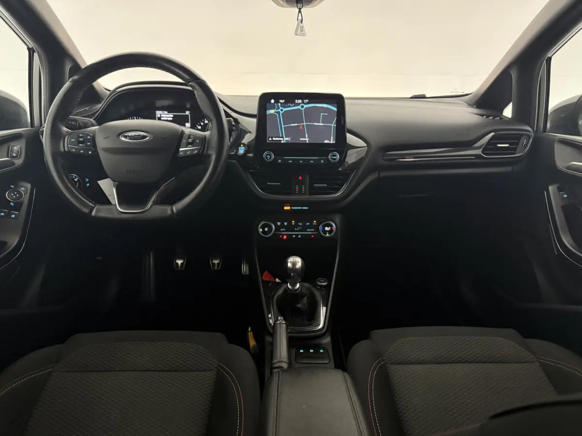 1.0 EcoBoost ST-Line | Cruise | Carplay | Clima | Navi | Stoel/Stuurverw. | Parkeersens. | NAP