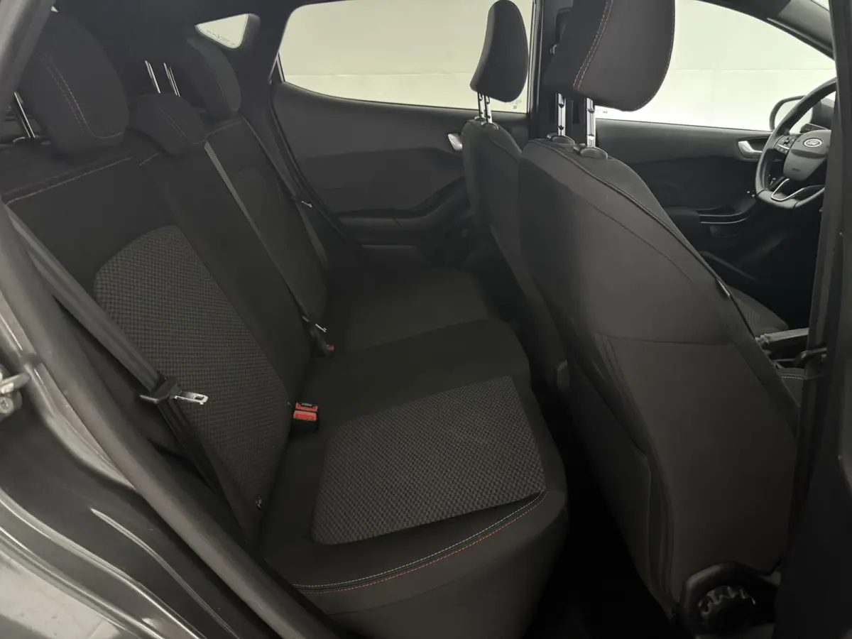 1.0 EcoBoost ST-Line | Cruise | Carplay | Clima | Navi | Stoel/Stuurverw. | Parkeersens. | NAP