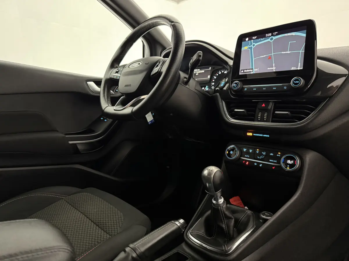1.0 EcoBoost ST-Line | Cruise | Carplay | Clima | Navi | Stoel/Stuurverw. | Parkeersens. | NAP