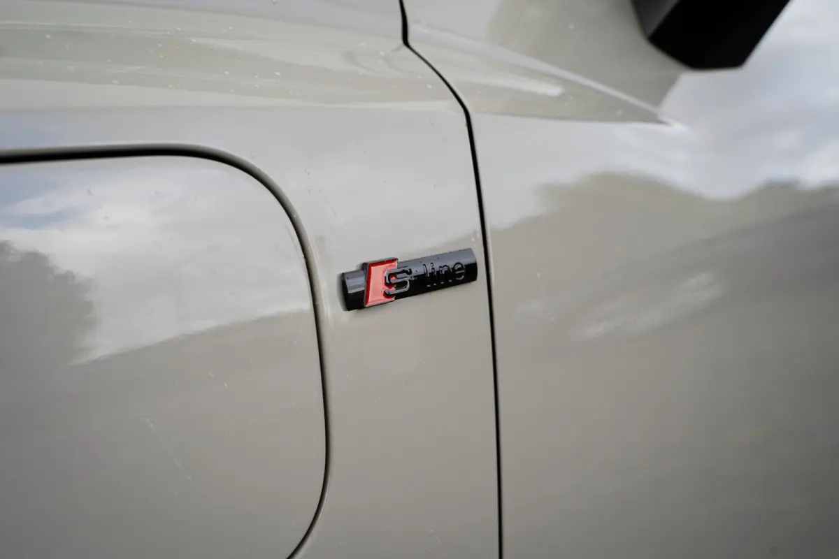 45 TFSI e S Edition | Full LED | Black Pack | Individual colour | Clima | Camera |