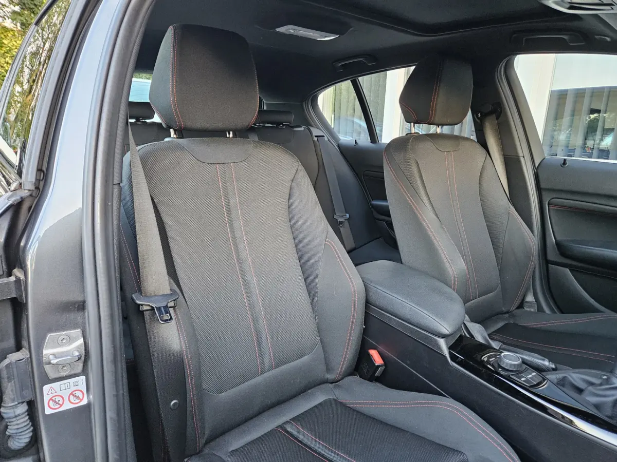 120i Edition Sport Line Shadow High Executive Schuifdak! LED! Camera! Mooie/Nette Auto!