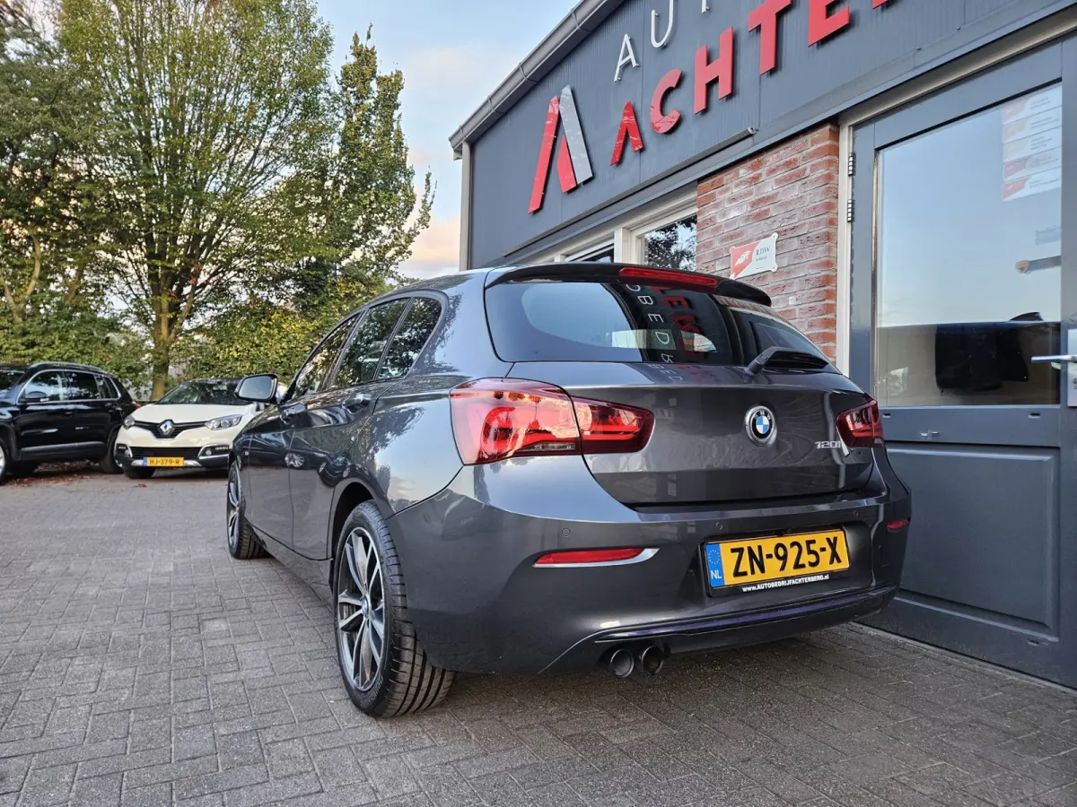 120i Edition Sport Line Shadow High Executive Schuifdak! LED! Camera! Mooie/Nette Auto!