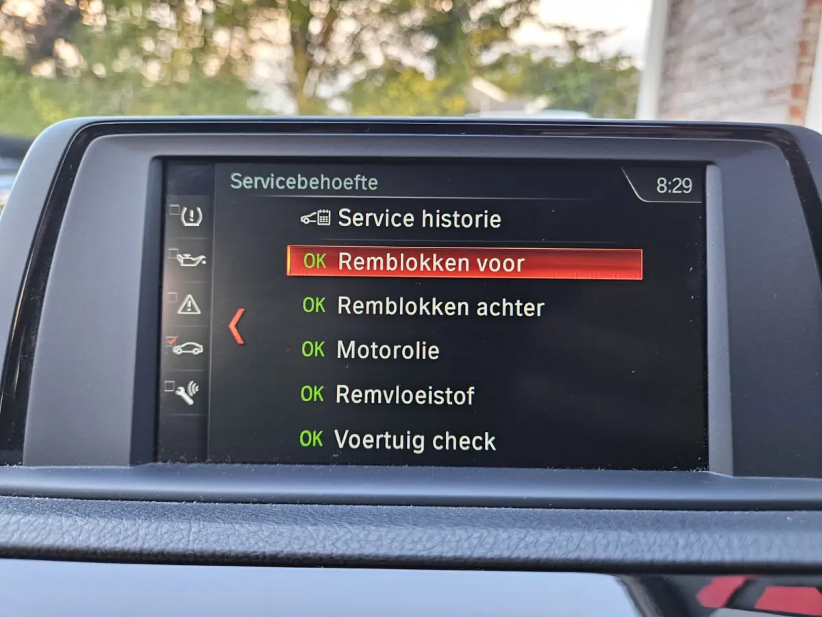 120i Edition Sport Line Shadow High Executive Schuifdak! LED! Camera! Mooie/Nette Auto!