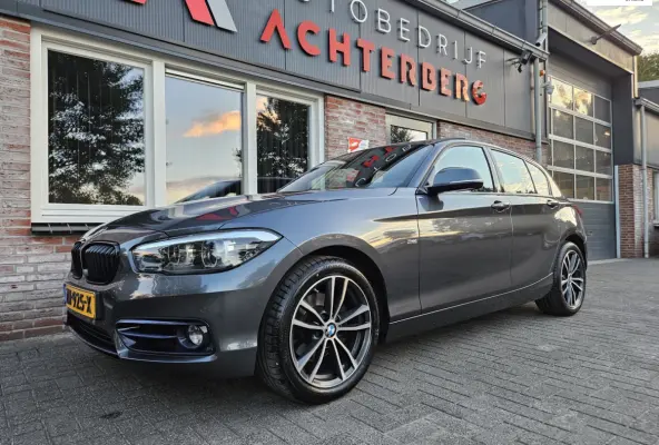 120i Edition Sport Line Shadow High Executive Schuifdak! LED! Camera! Mooie/Nette Auto!