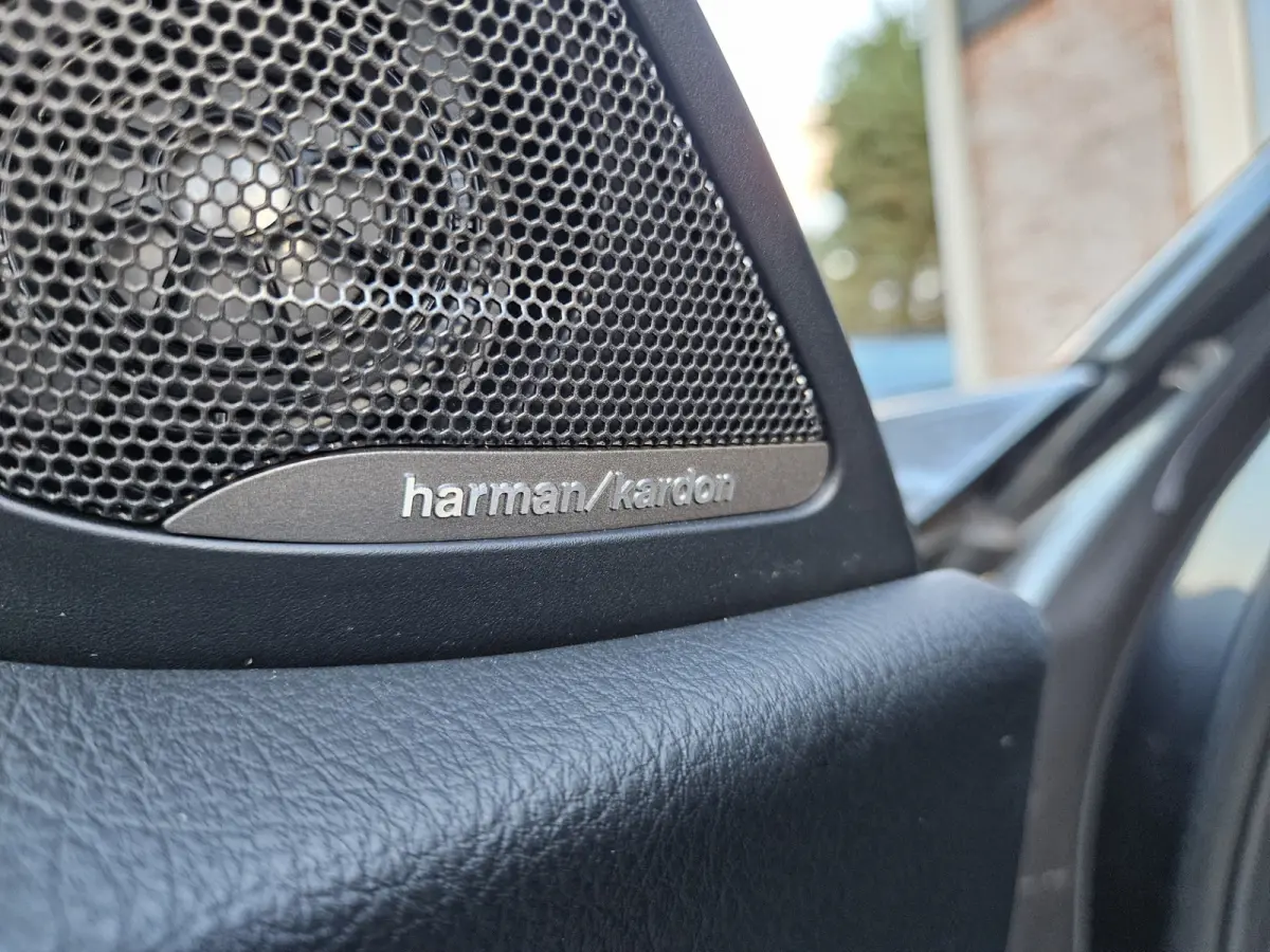120i Edition Sport Line Shadow High Executive Schuifdak! LED! Camera! Mooie/Nette Auto!