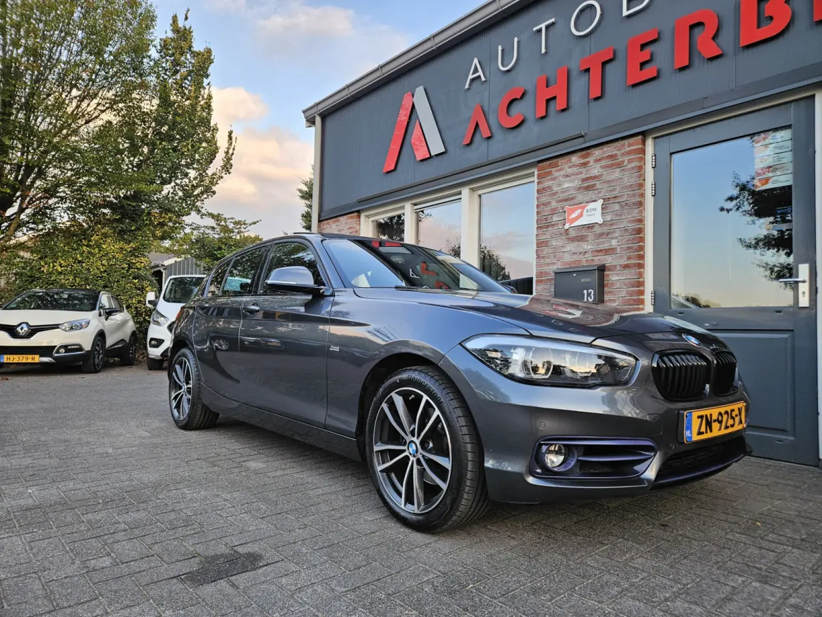 120i Edition Sport Line Shadow High Executive Schuifdak! LED! Camera! Mooie/Nette Auto!
