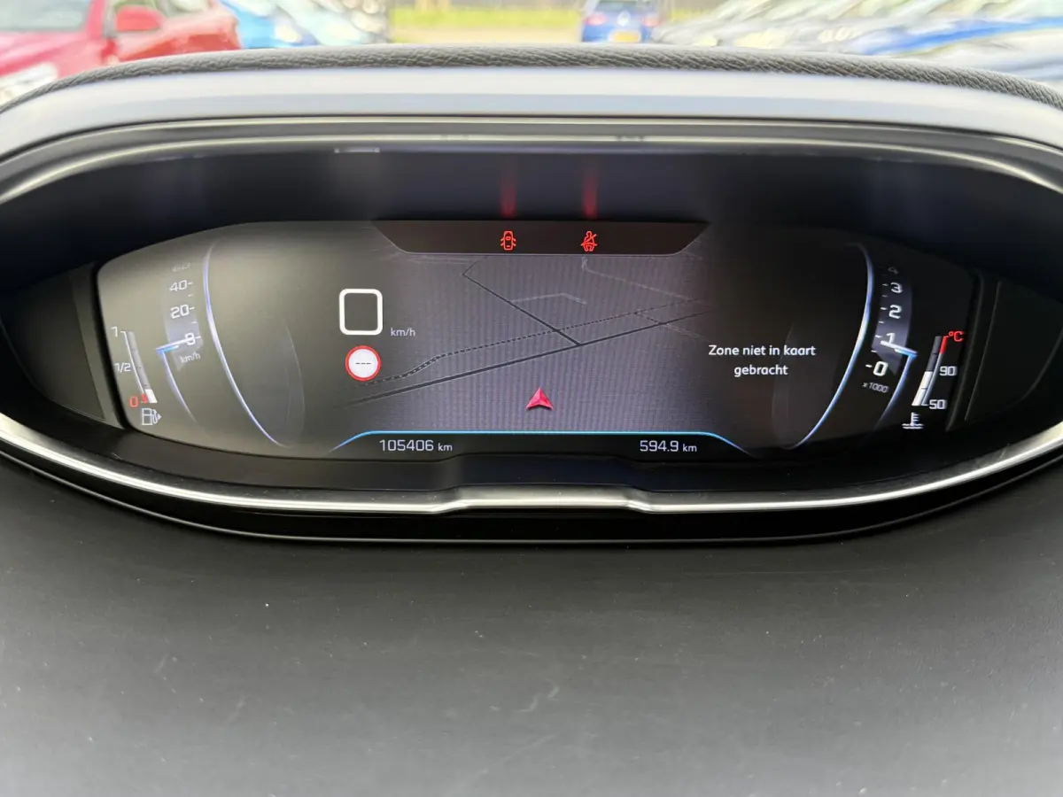 1.2 PureTech Allure 1e Eigenaar|Camera|Carplay|Trekhaak|Cruise|D-riem vv in 2025|PDC|Dealer onderhouden|N.A.P|Nieuwe APK bij aflevering