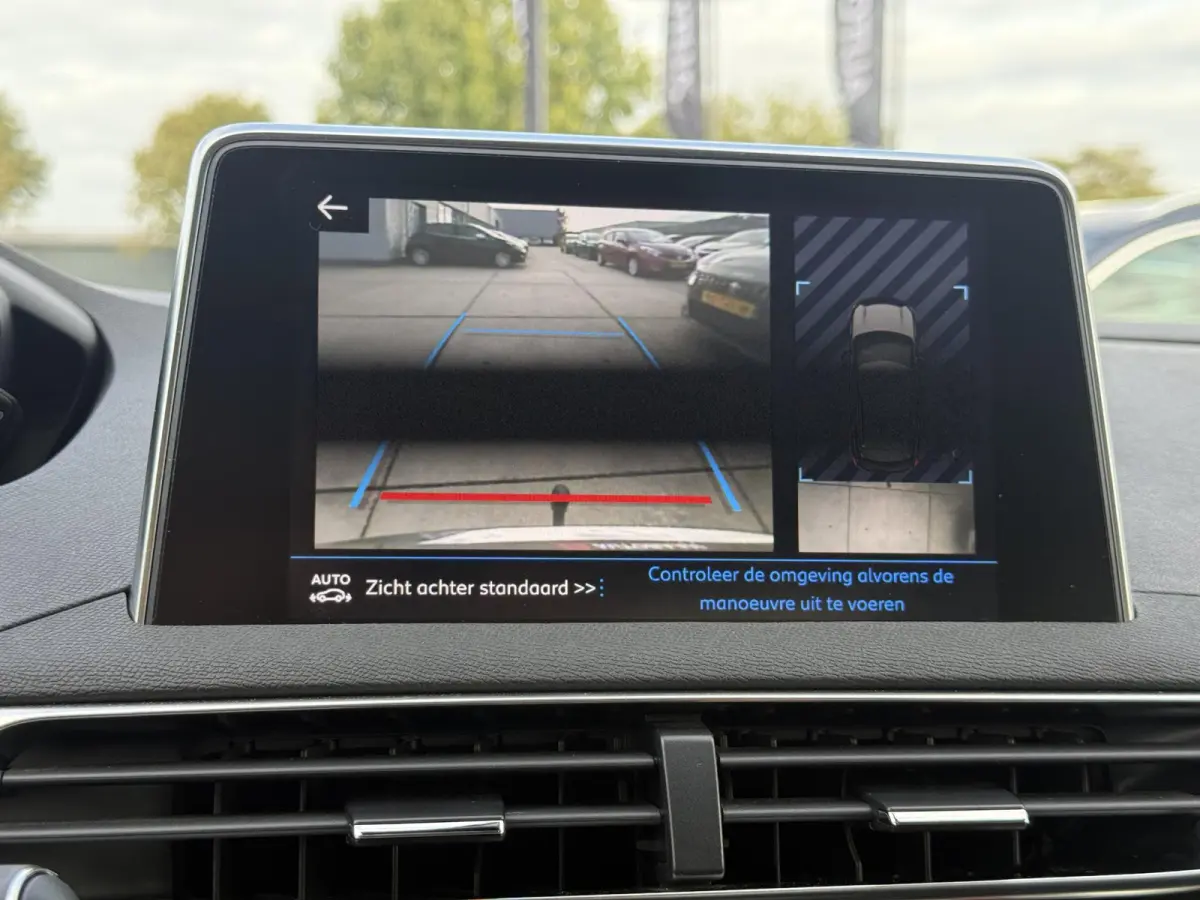 1.2 PureTech Allure 1e Eigenaar|Camera|Carplay|Trekhaak|Cruise|D-riem vv in 2025|PDC|Dealer onderhouden|N.A.P|Nieuwe APK bij aflevering