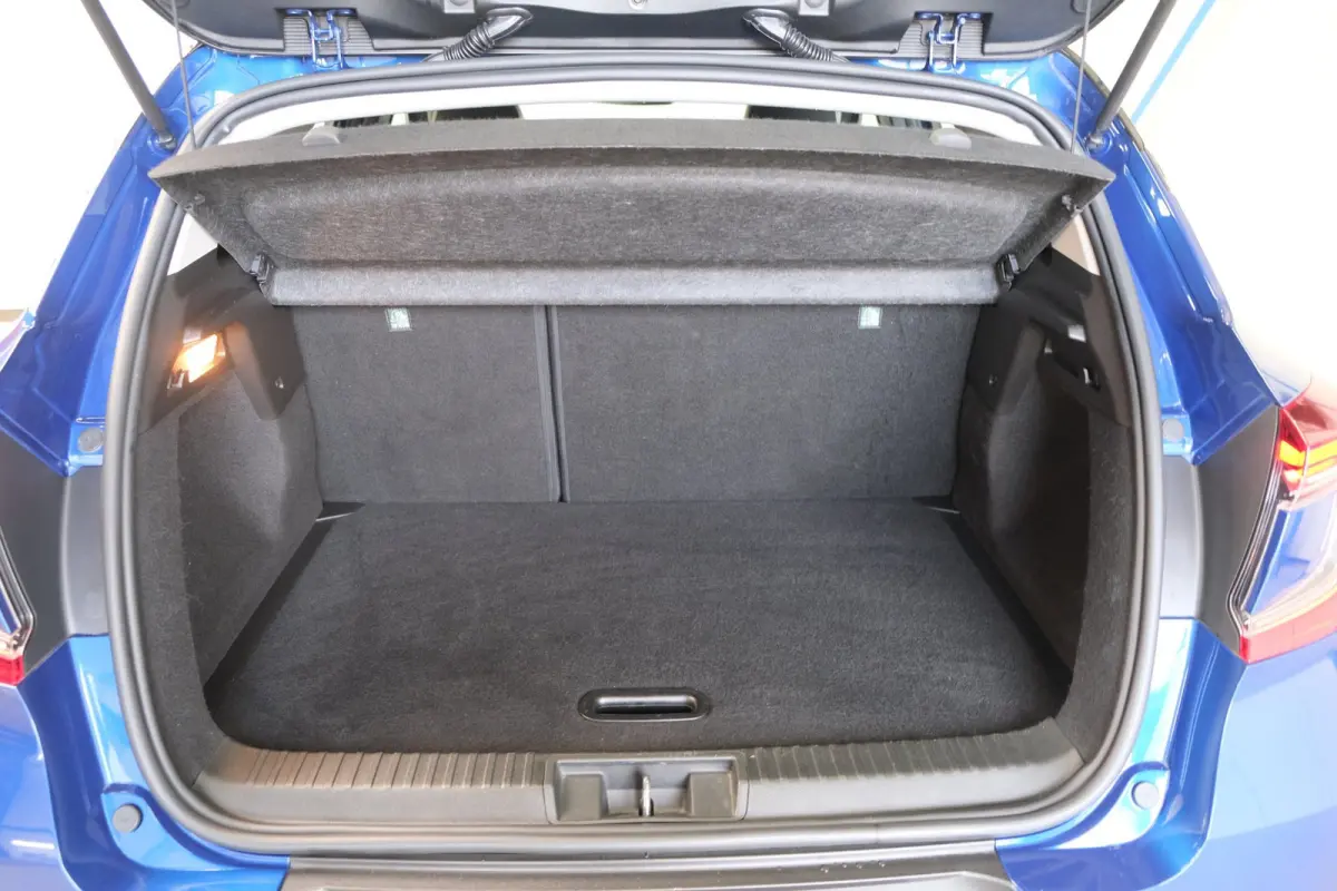 1.3 TCe 140 Business Zen - Airco, Cruise, Camera, Virtueel display, PDC, Trekhaak.