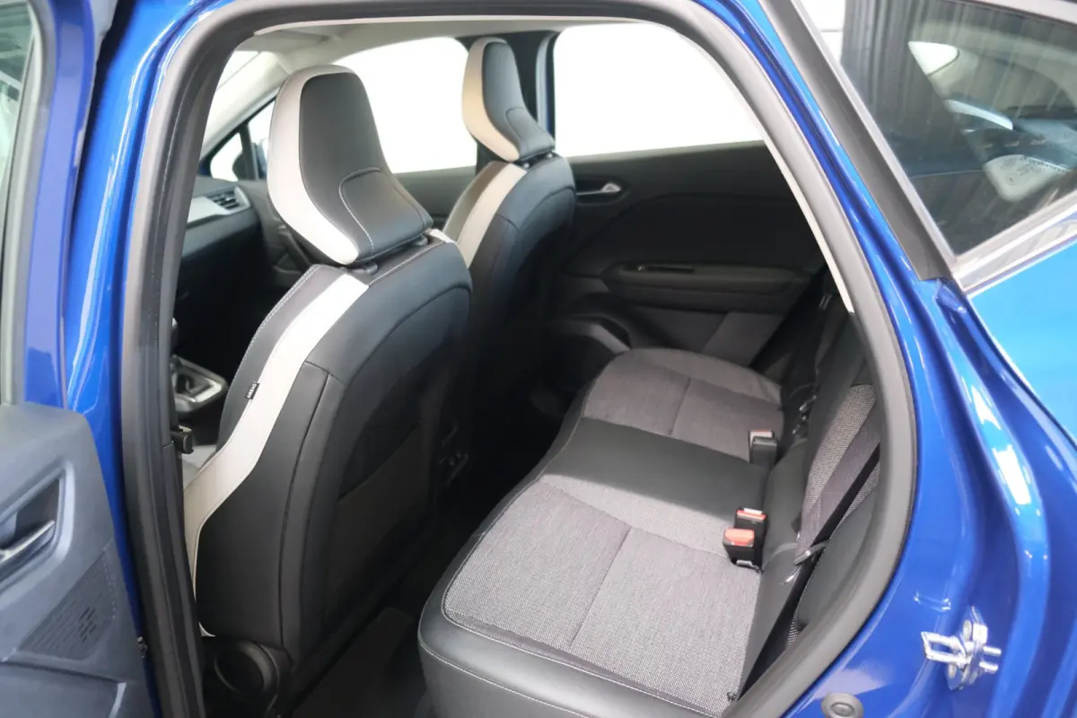 1.3 TCe 140 Business Zen - Airco, Cruise, Camera, Virtueel display, PDC, Trekhaak.