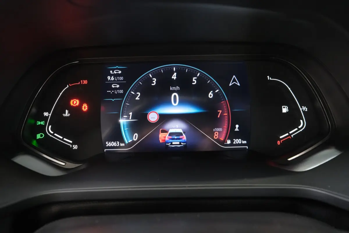 1.3 TCe 140 Business Zen - Airco, Cruise, Camera, Virtueel display, PDC, Trekhaak.