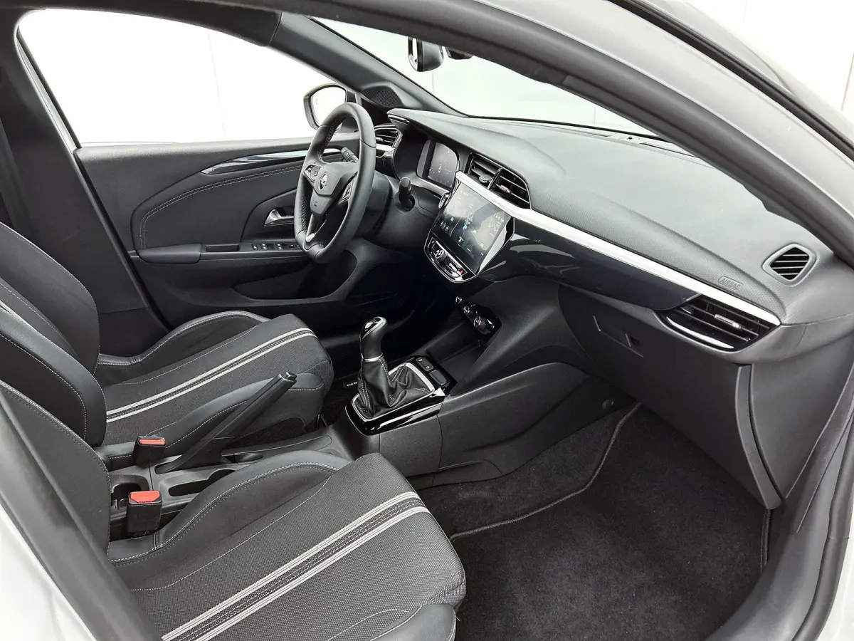 1.2 GS | Camera | Navigatie | Apple Carplay | Sensoren Achter | Climate Control | Dodehoekdetectie | Keyless