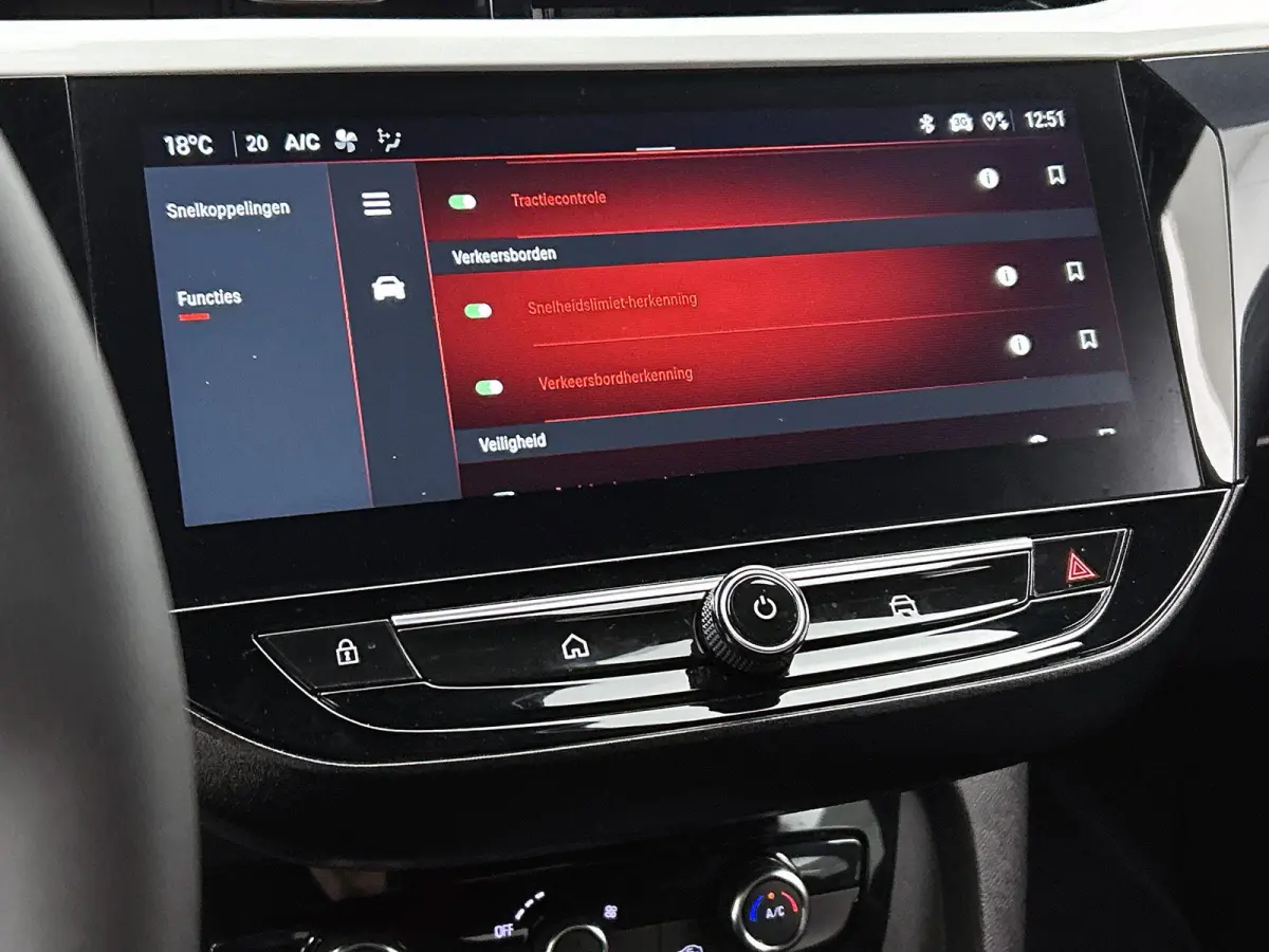 1.2 GS | Camera | Navigatie | Apple Carplay | Sensoren Achter | Climate Control | Dodehoekdetectie | Keyless