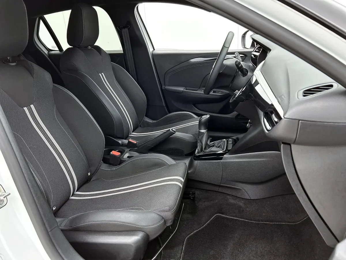 1.2 GS | Camera | Navigatie | Apple Carplay | Sensoren Achter | Climate Control | Dodehoekdetectie | Keyless