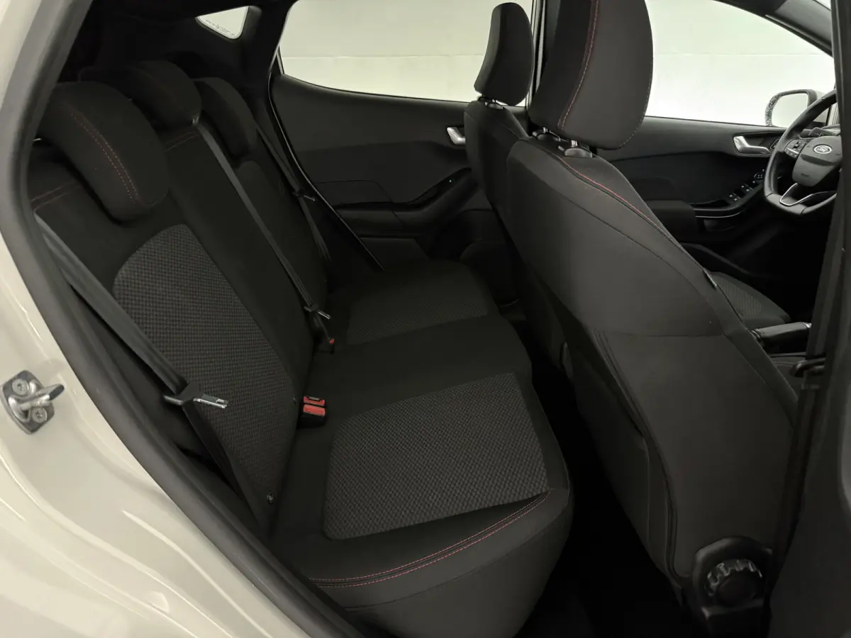 1.0 EcoBoost ST-Line | Cruise | Carplay | Navi | Clima | Stoel/Stuurverw. | Parkeersens. | NAP