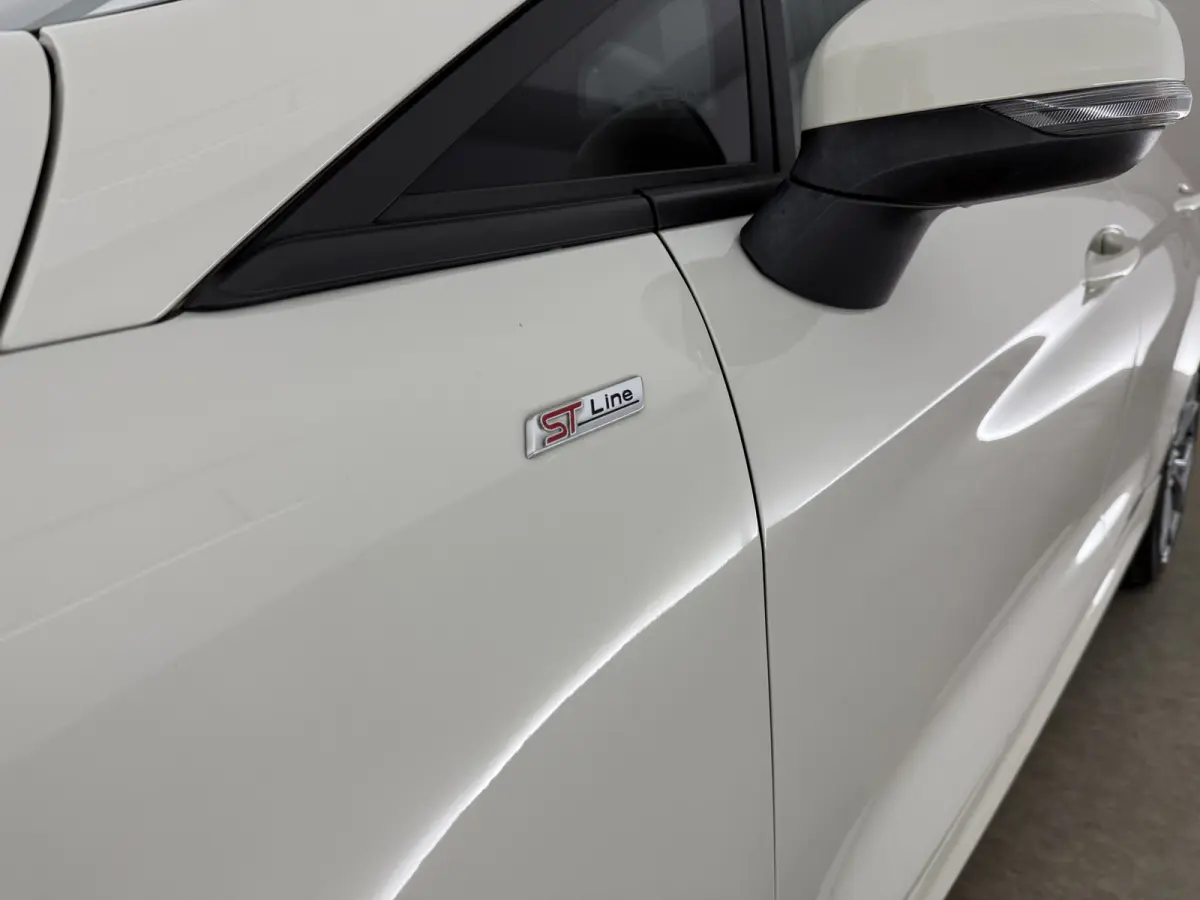 1.0 EcoBoost ST-Line | Cruise | Carplay | Navi | Clima | Stoel/Stuurverw. | Parkeersens. | NAP