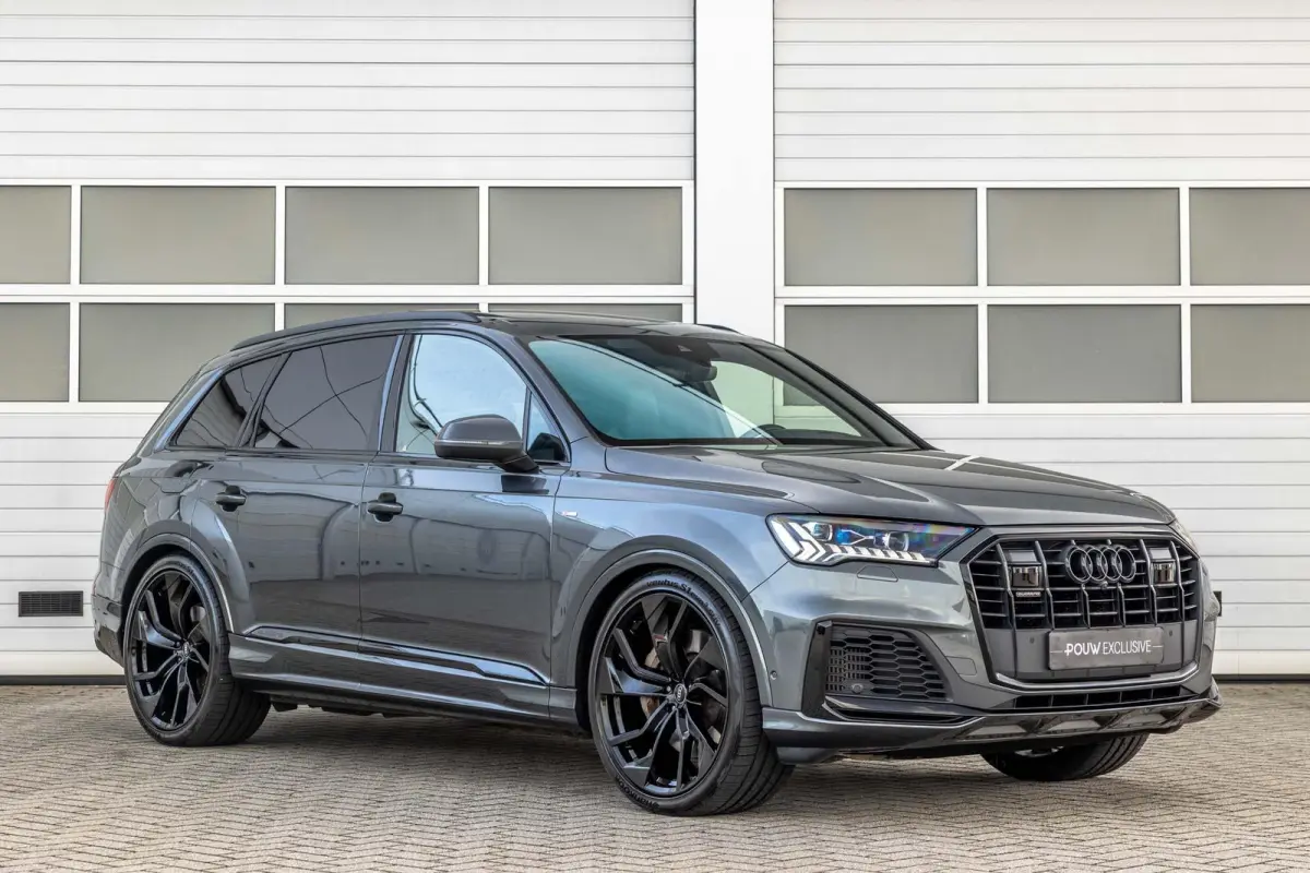 55 TFSIe 381pk quattro Pro Line S | Panoramadak | Trekhaak | HUD | Luchtvering | Massagestoelen