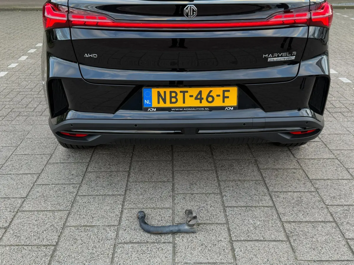 AWD Performance 70 kWh l Trekhaak l BOSE l Sfeerverlichting