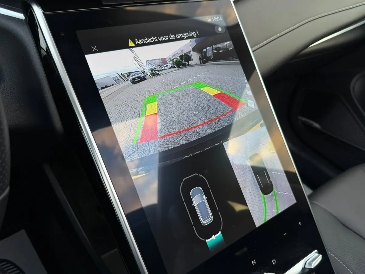 AWD Performance 70 kWh l Trekhaak l BOSE l Sfeerverlichting