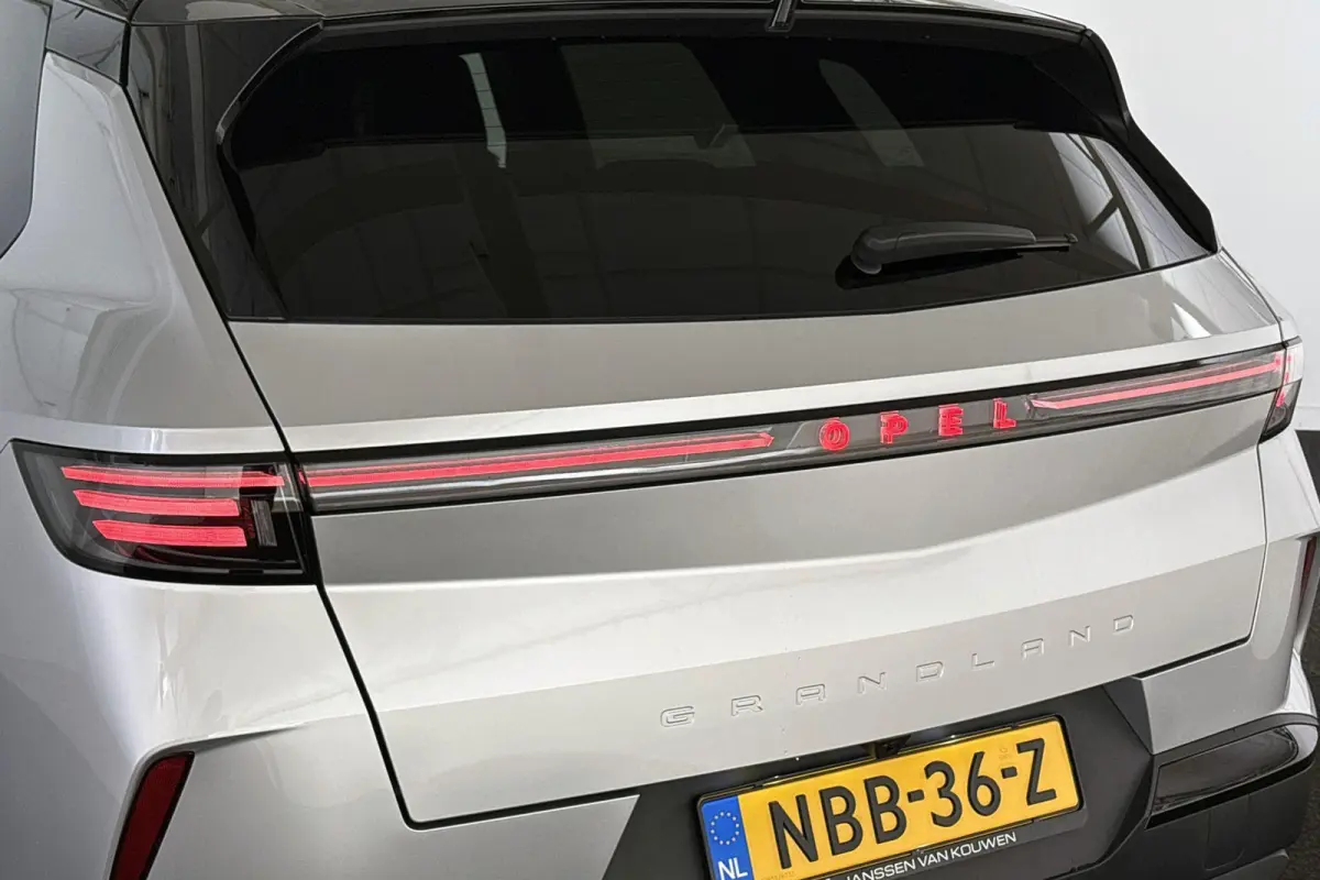 1.2 Turbo Hybrid GS Pano FOCAL Stoelverwarming Head-Up 360