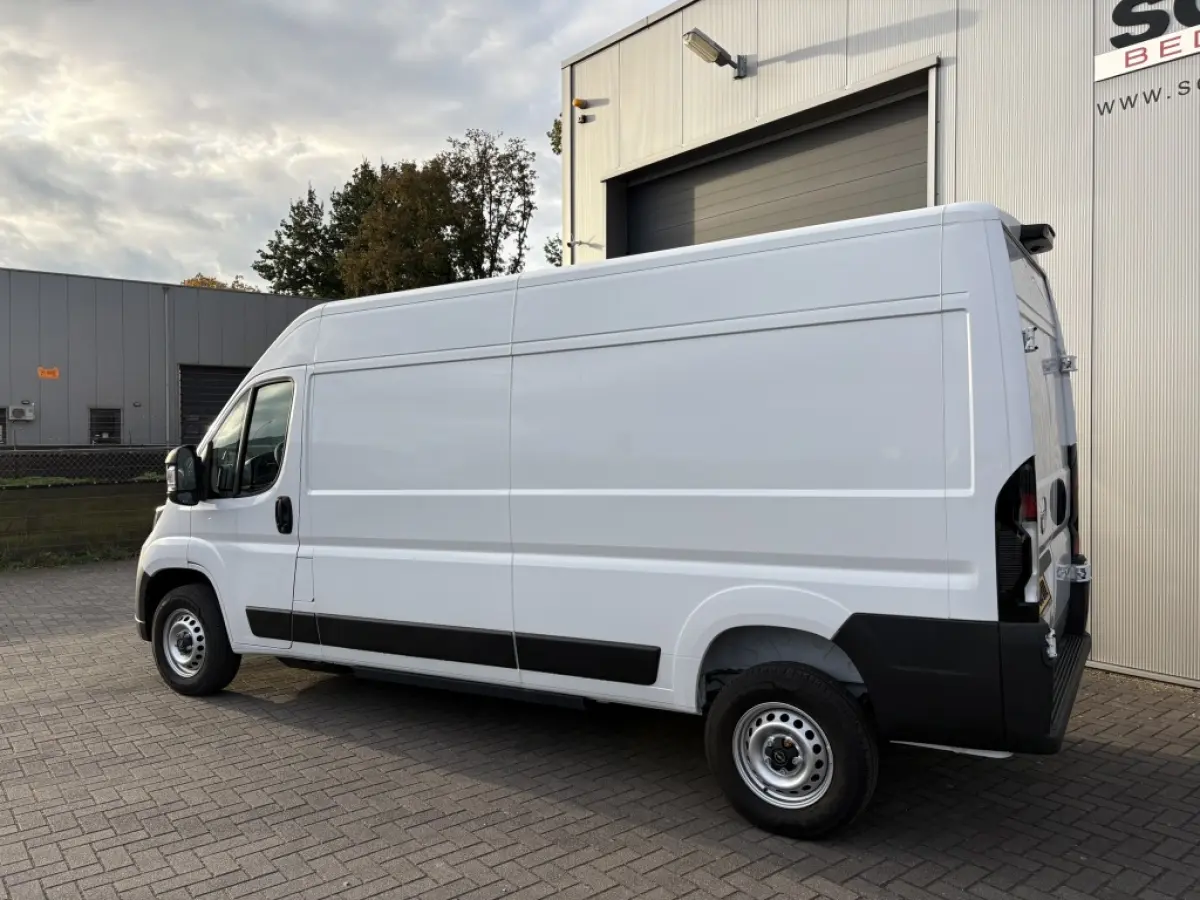 Electric 3.5t L3H2 Zwaar 110 kWh ECC | Navigatie | Camera