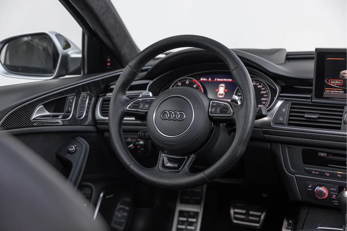 4.0 TFSI 605pk Quattro Performance B&O Advanced Carbon Akrapovic Keramisch