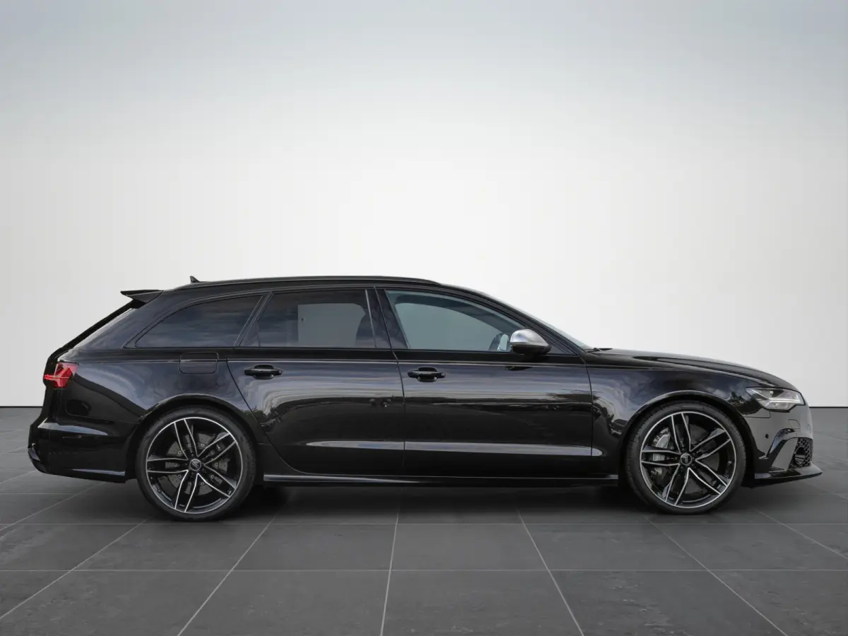 4.0 TFSI 605pk Quattro Performance B&O Advanced Carbon Akrapovic Keramisch