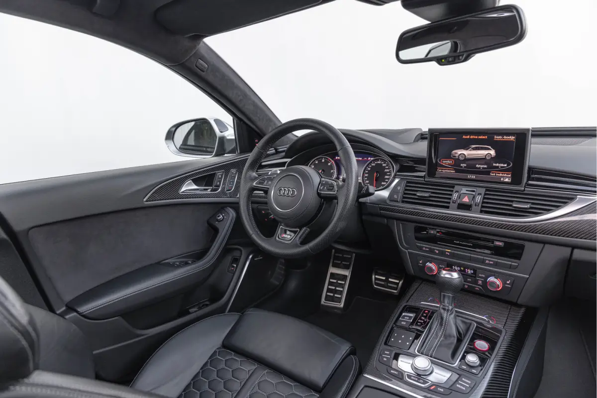 4.0 TFSI 605pk Quattro Performance B&O Advanced Carbon Akrapovic Keramisch
