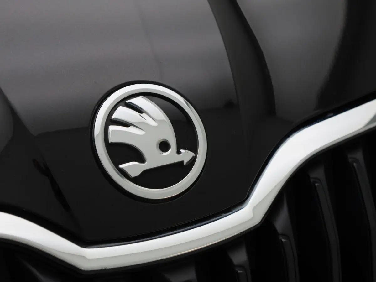 1.0 TSI Business Edition | APPLE CARPLAY - ANDROID AUTO | STOELVERWARMING | KEYLESS START | CRUISE CONTROL | AIRCO | NAVIGATIE |