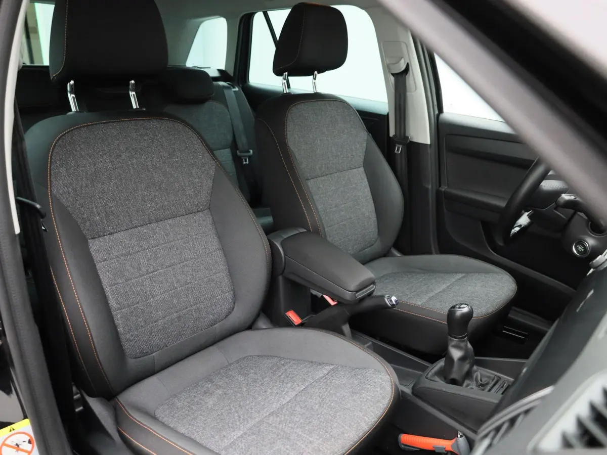 1.0 TSI Business Edition | APPLE CARPLAY - ANDROID AUTO | STOELVERWARMING | KEYLESS START | CRUISE CONTROL | AIRCO | NAVIGATIE |