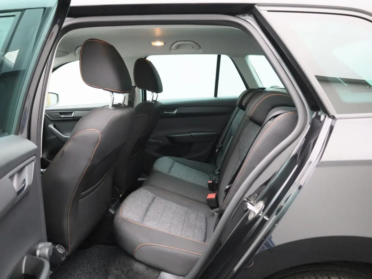 1.0 TSI Business Edition | APPLE CARPLAY - ANDROID AUTO | STOELVERWARMING | KEYLESS START | CRUISE CONTROL | AIRCO | NAVIGATIE |