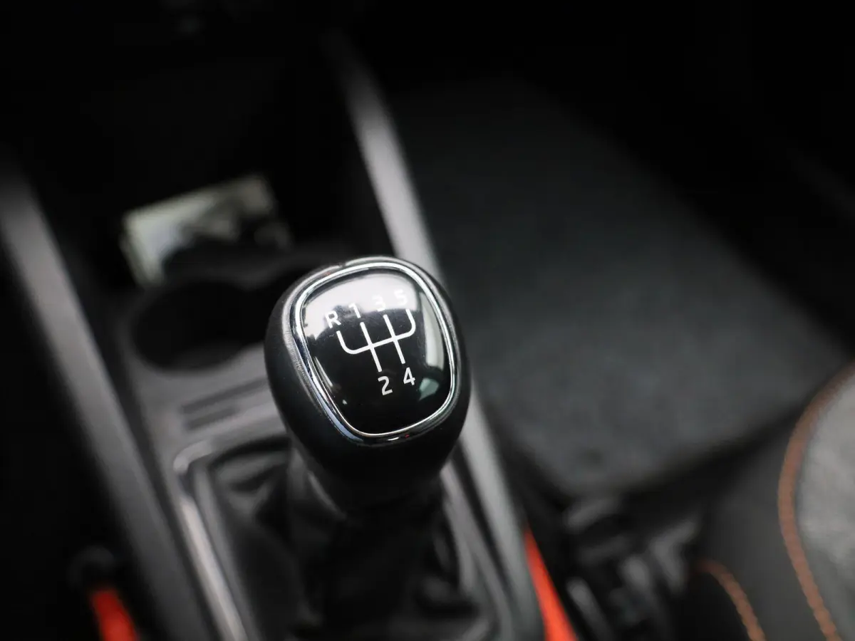 1.0 TSI Business Edition | APPLE CARPLAY - ANDROID AUTO | STOELVERWARMING | KEYLESS START | CRUISE CONTROL | AIRCO | NAVIGATIE |