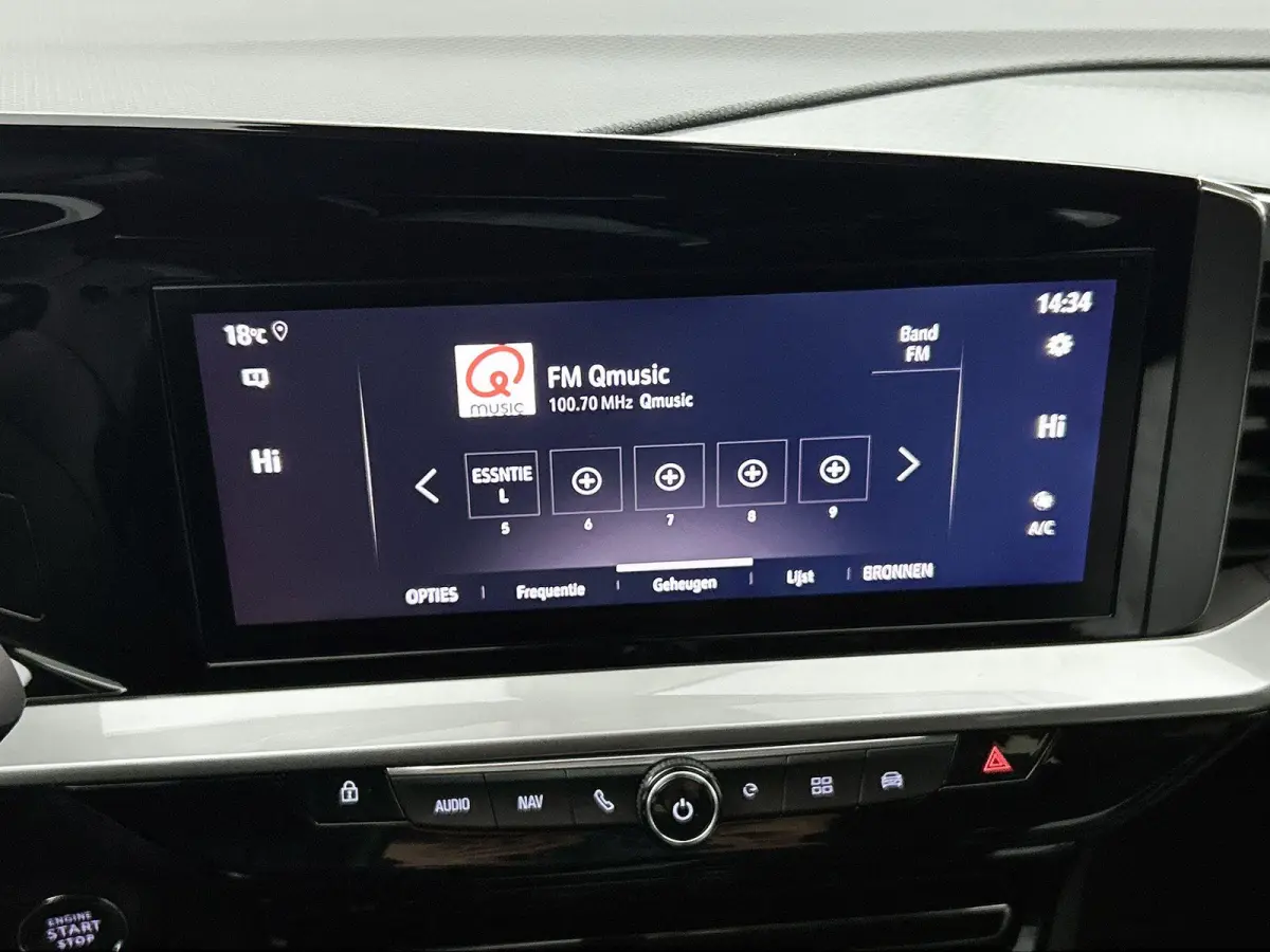 Ultimate 50-kWh 11kw bl. | Stoel-Stuurverwarming | Adaptive cruise control |