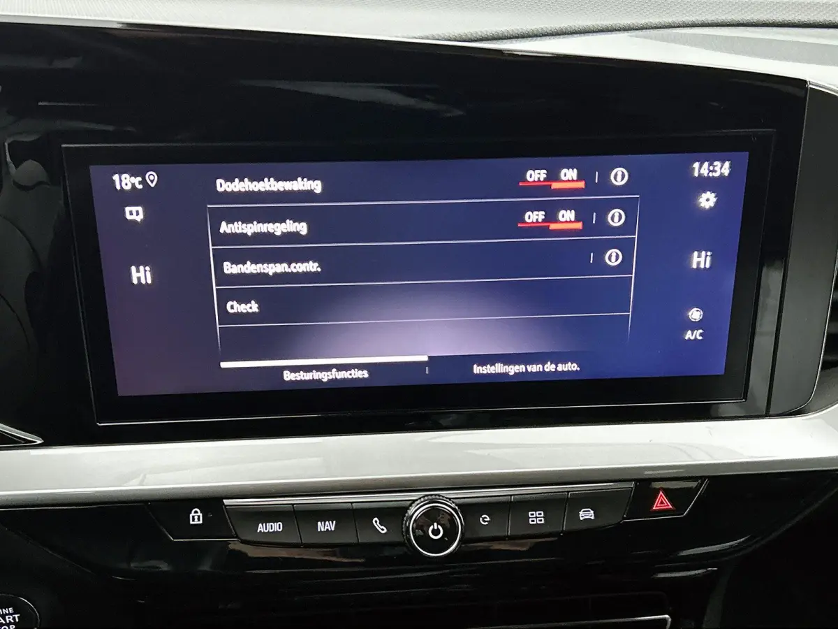 Ultimate 50-kWh 11kw bl. | Stoel-Stuurverwarming | Adaptive cruise control |
