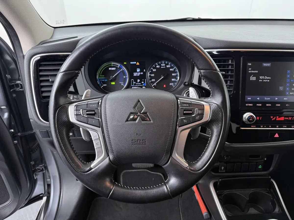 2.4 PHEV Pure Afneembare trekhaak | Stoelverwarming | 4WD