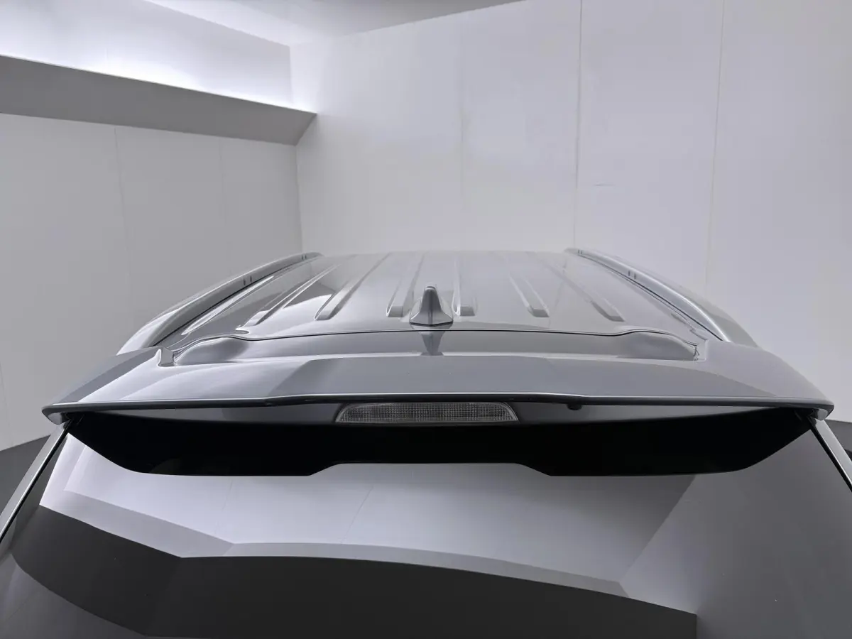 2.4 PHEV Pure Afneembare trekhaak | Stoelverwarming | 4WD