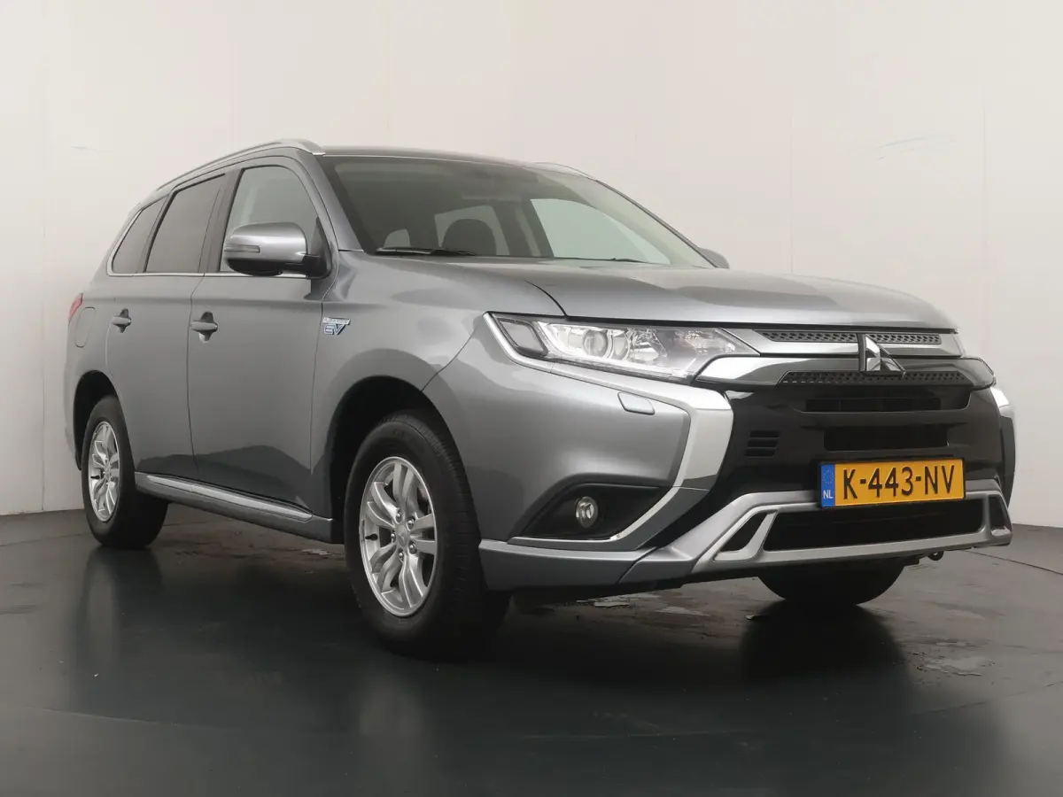 2.4 PHEV Pure Afneembare trekhaak | Stoelverwarming | 4WD