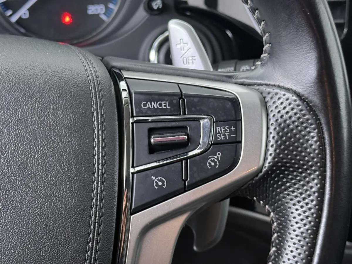 2.4 PHEV Pure Afneembare trekhaak | Stoelverwarming | 4WD
