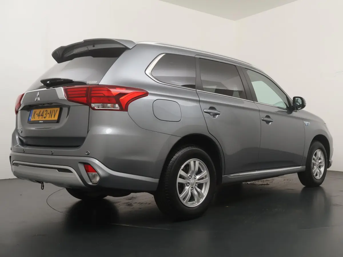 2.4 PHEV Pure Afneembare trekhaak | Stoelverwarming | 4WD