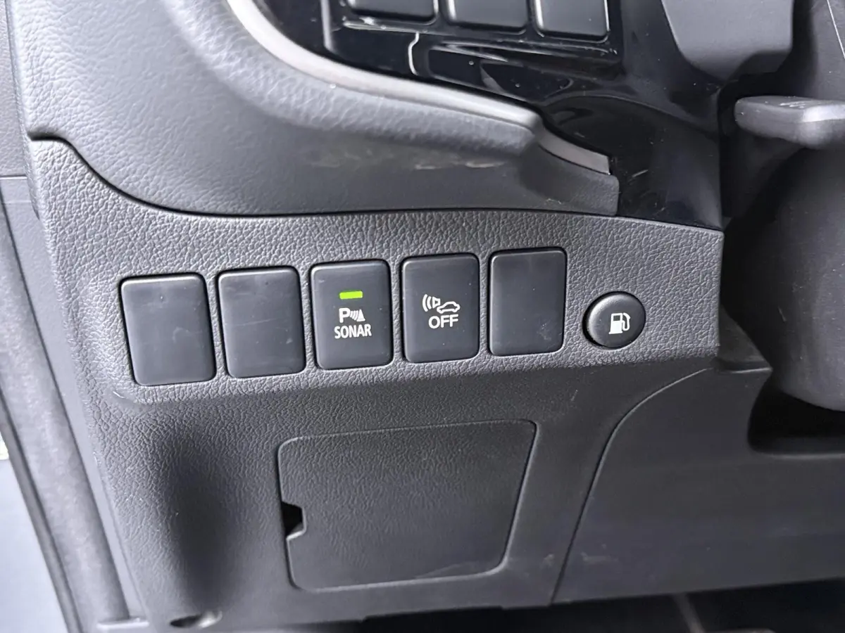 2.4 PHEV Pure Afneembare trekhaak | Stoelverwarming | 4WD