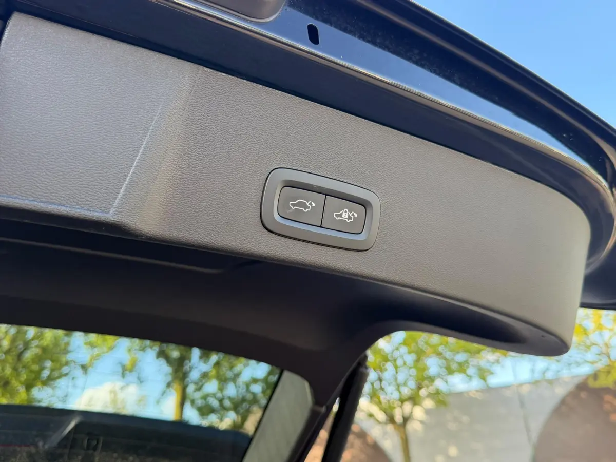 Single Motor Extended Range Ultimate 82 kWh SOH 100%| FULL OPTION| HARMAN KARDON| ELEKTRISCHE STOEL + MEMORY| PANORAMADAK| 360 CAMERA| ELEK. TREKHAAK| STOEL + STUURVERWARMING
