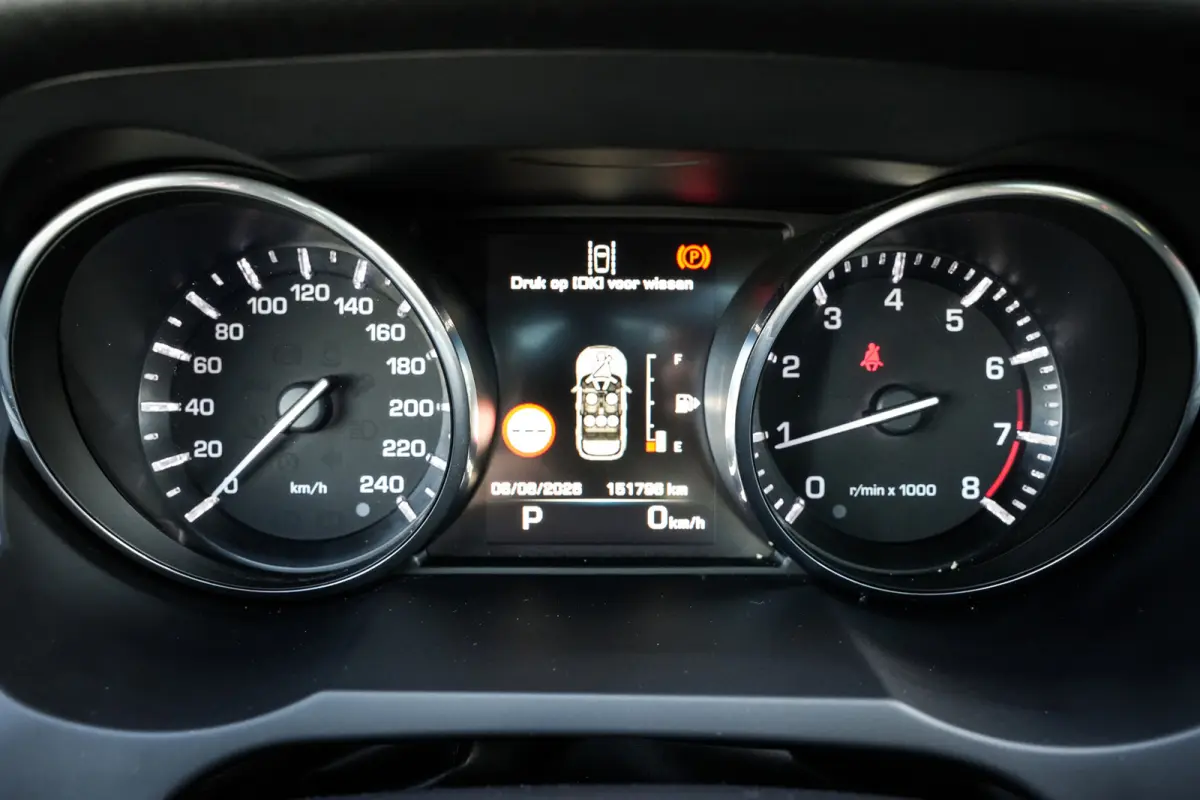 2.0 Si 4WD Prestige Business Edition | Panorama | Navi | Leder | Metalic | Org. NL |