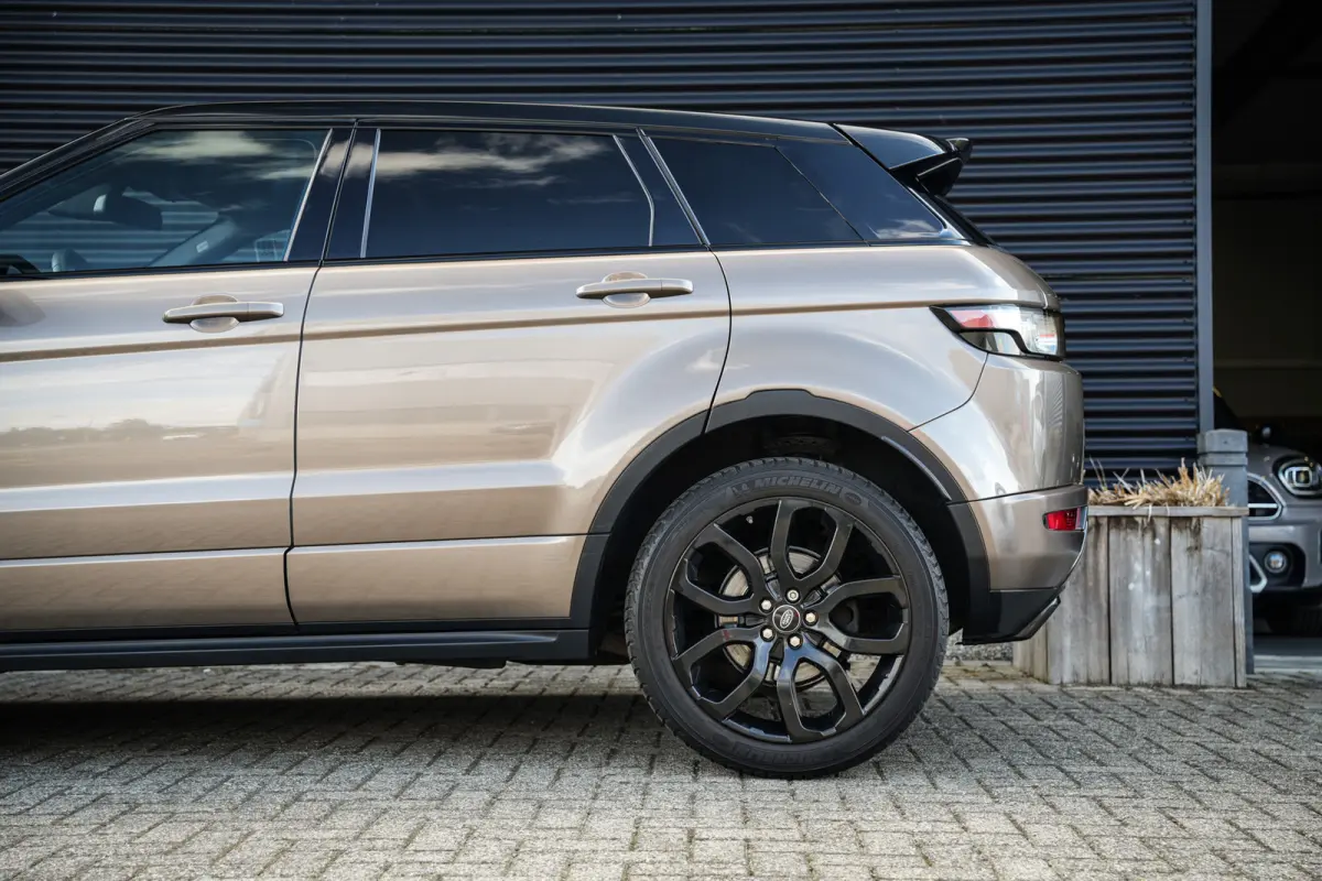 2.0 Si 4WD Prestige Business Edition | Panorama | Navi | Leder | Metalic | Org. NL |