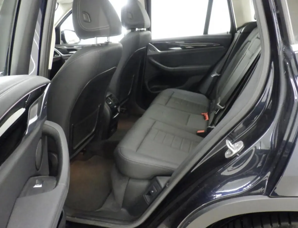 Executive 80 kWh | SOH 99,26% | Adaptieve Cruise Control | Elektrische trekhaak | Panoramadak | LED | PDC V+A | Stoelverwarming | Standkachel | Elektrisch verstelbare stoelen