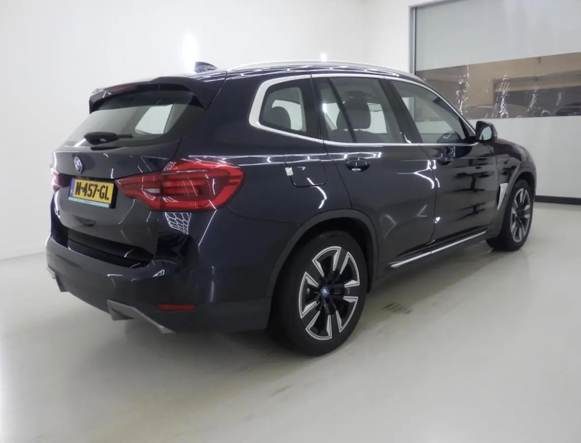 Executive 80 kWh | SOH 99,26% | Adaptieve Cruise Control | Elektrische trekhaak | Panoramadak | LED | PDC V+A | Stoelverwarming | Standkachel | Elektrisch verstelbare stoelen