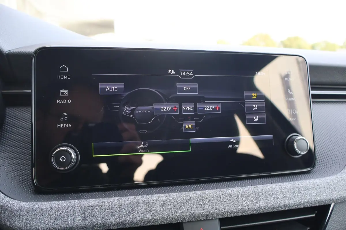 1.0 TSI 115pk Selection | PDC | Cruise Control | Carplay | Clima | LED Verlichting
