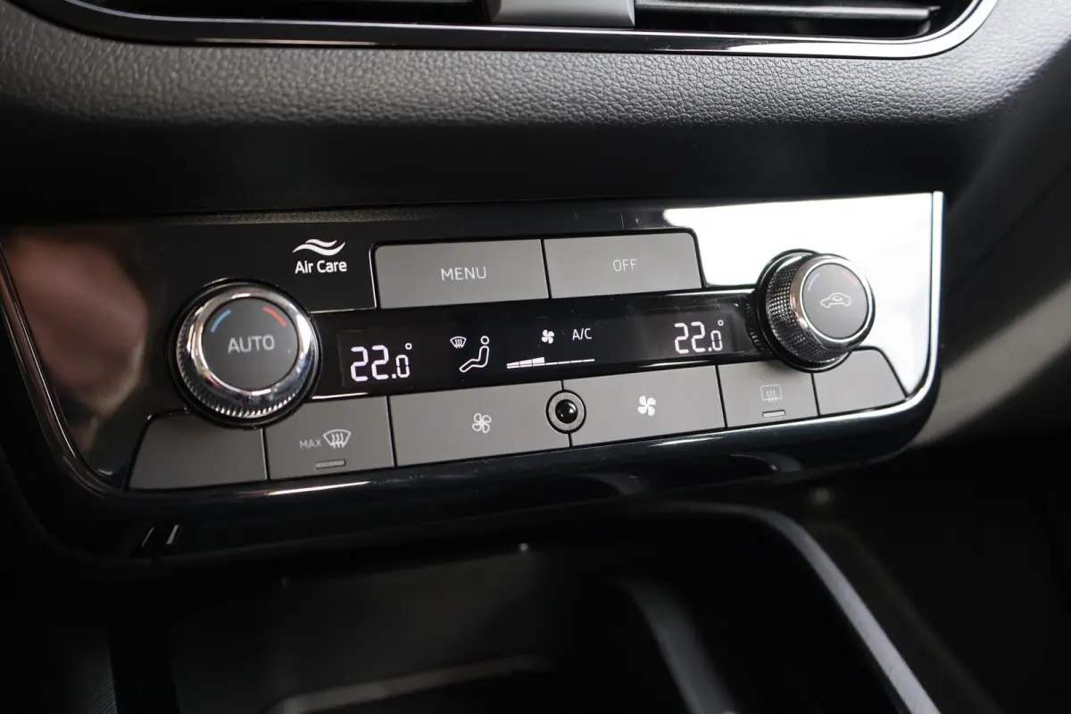 1.0 TSI 115pk Selection | PDC | Cruise Control | Carplay | Clima | LED Verlichting