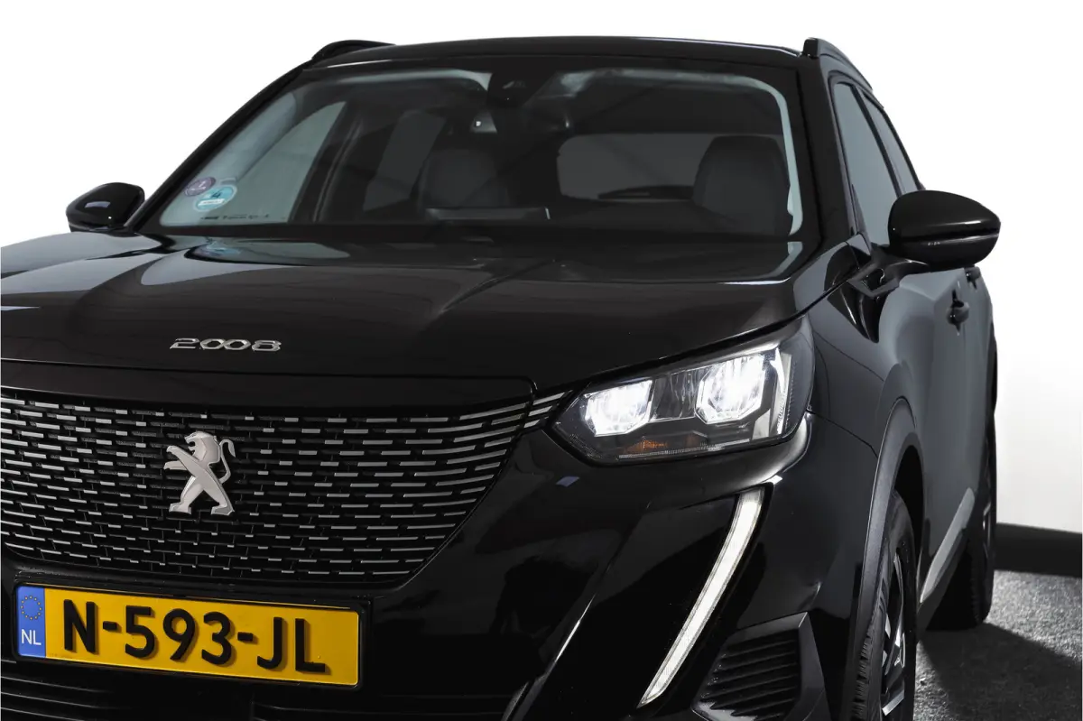 1.2 PureTech 100 PK Allure | Cruise | PDC | Camera | Carplay/Android | ECC | LM 17" |